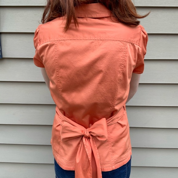 🎉HOST PICK🎉 Wrap Top with Puff Sleeve - Picture 4 of 6